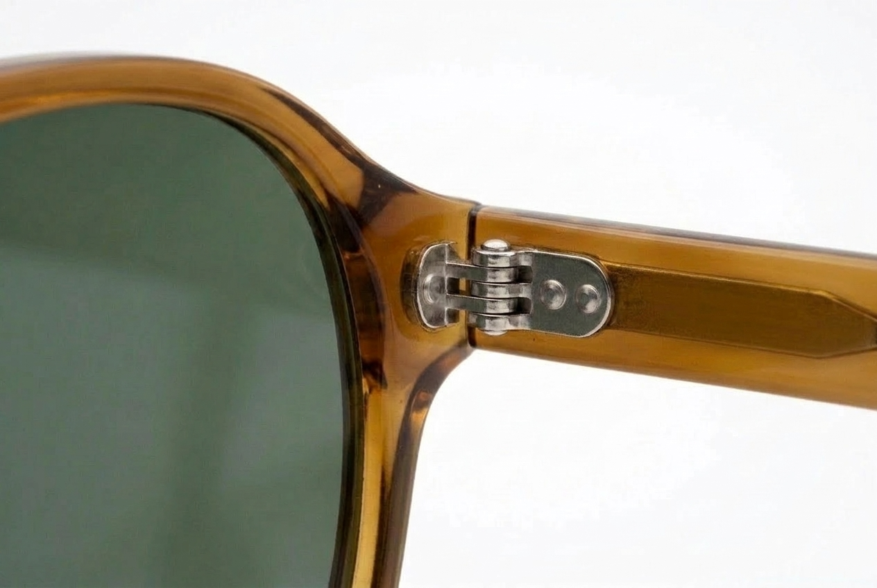 Il Giacomo - Honey, hinge detail