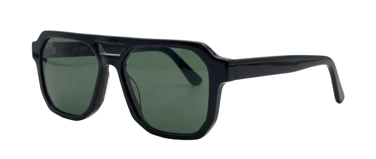 Il Lucio - Black, angle view