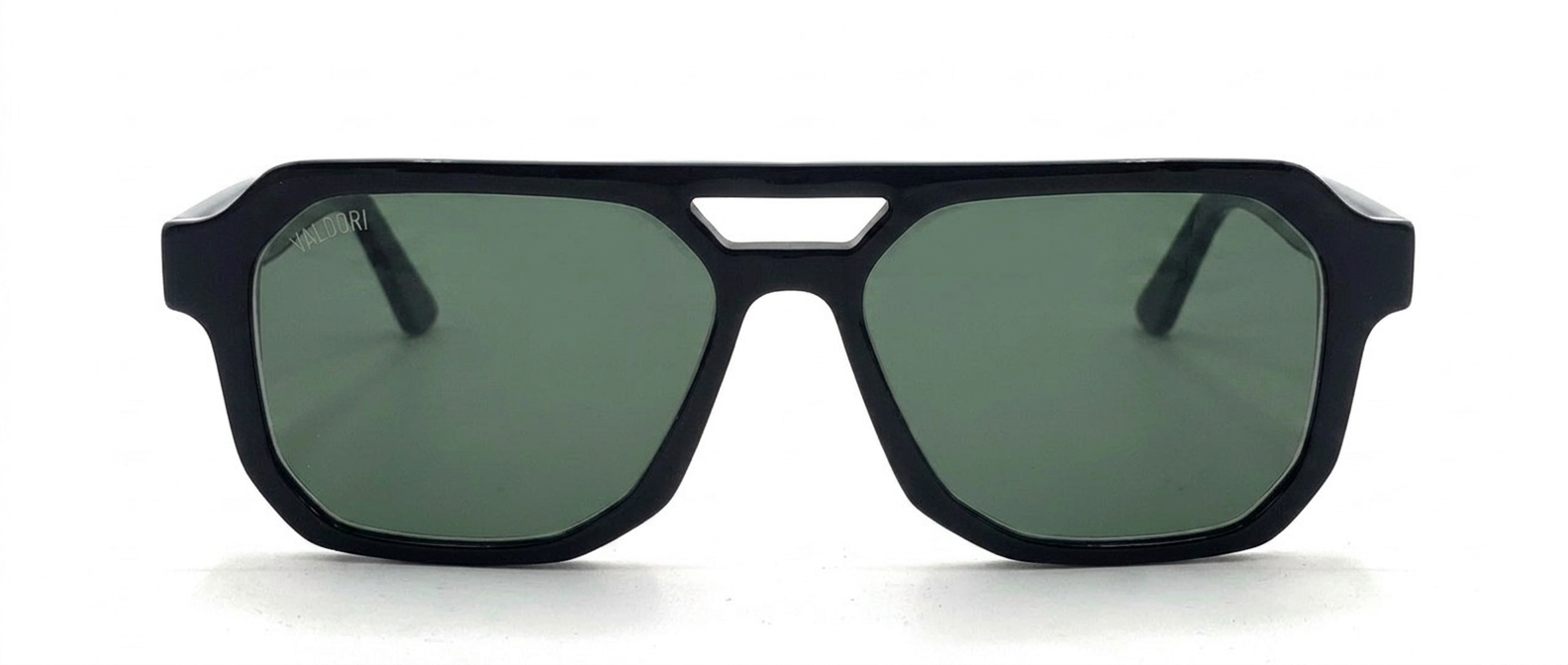Il Lucio - Black, front view